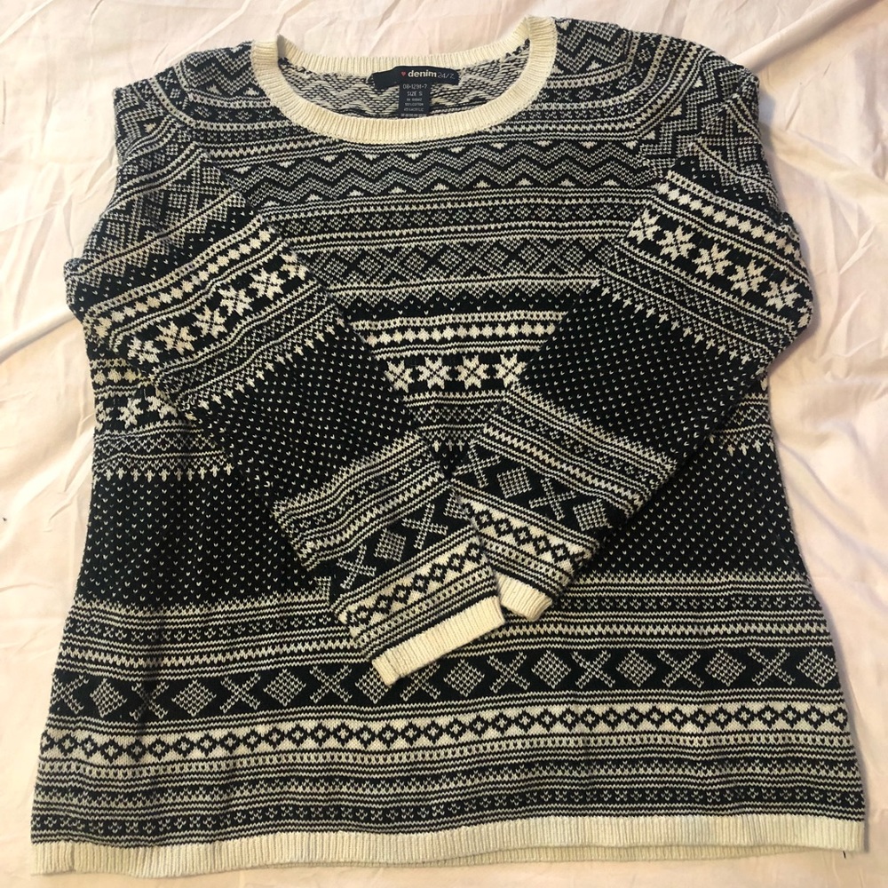 Black And White Christmas Patterned Sweater
